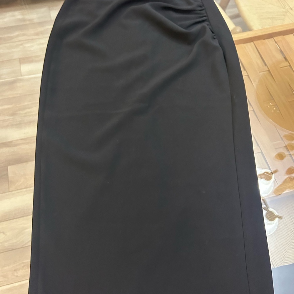Simons Contemporaine Black Skirt - Picture 2 of 9